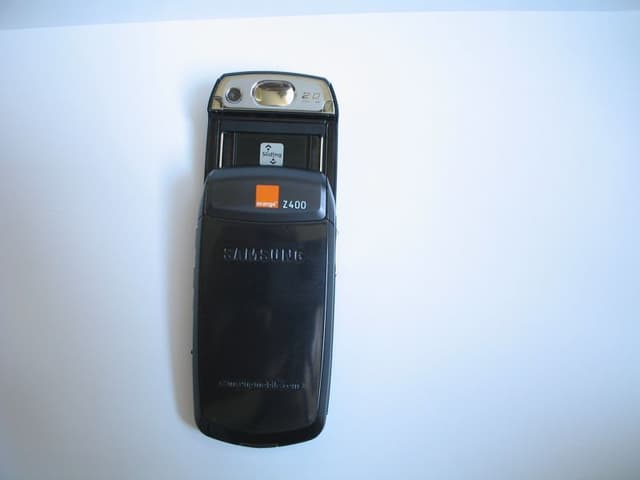 Image of Samsung Z400