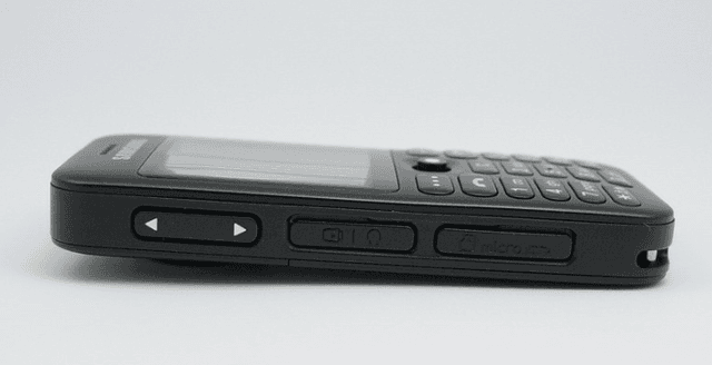 Image of Samsung E590