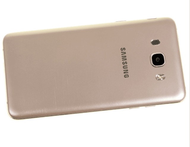 Image of Samsung Galaxy J7 (2016)