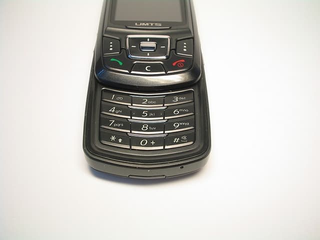 Image of Samsung Z400