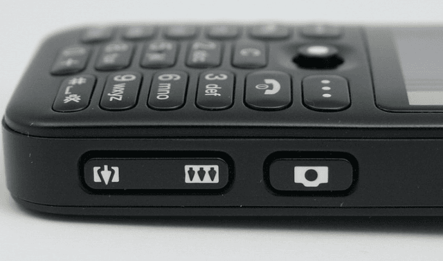 Image of Samsung E590