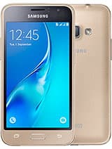 Display image of Samsung Galaxy J1 (2016)
